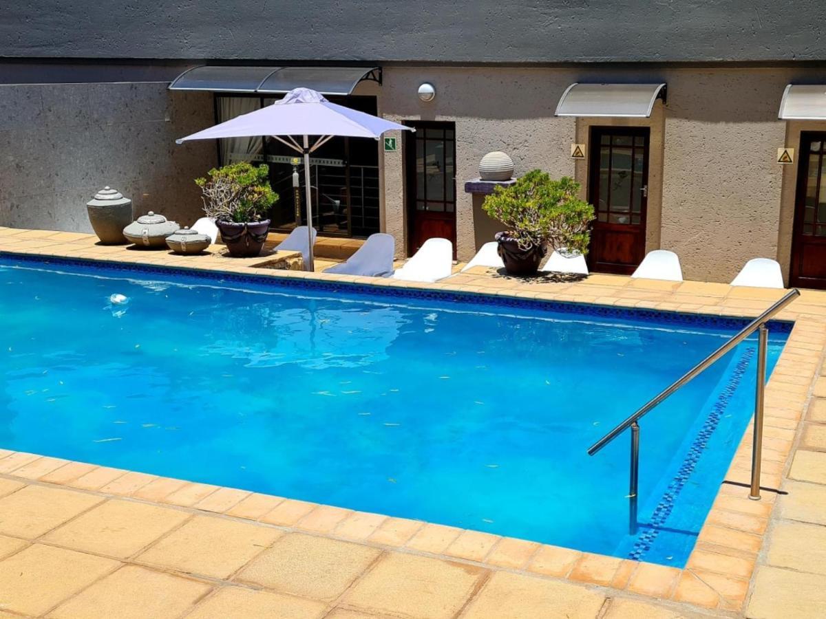 Magalies Mountain Lodge And Spa Hartbeespoort Bagian luar foto